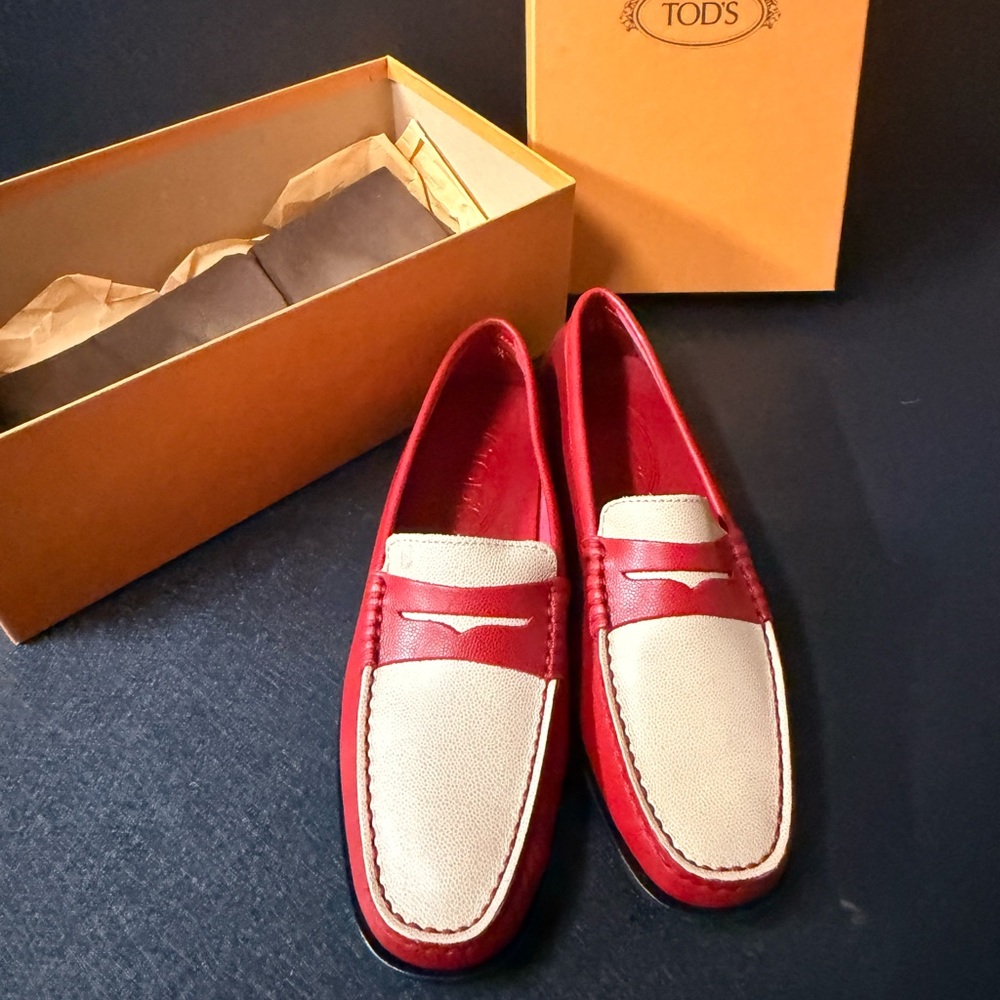 Tod's Vibrant Red and Cream Women's Loafers